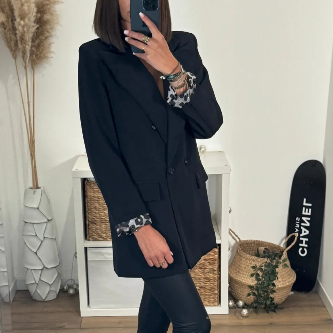 blazer_noir_manches_leopa_2.webp BLAZER NOIR MANCHES LEOPARD NOE