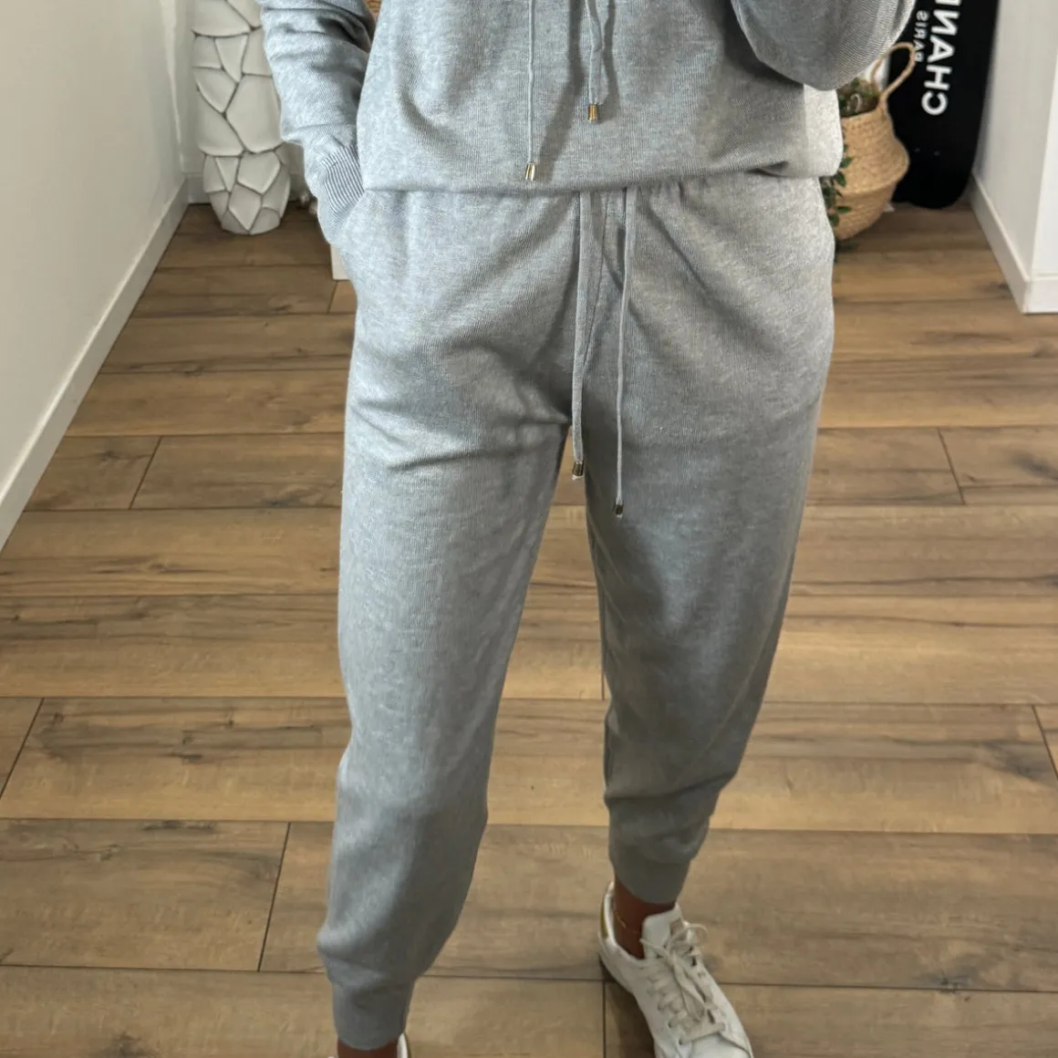 ensemble_sweat_gris_joann_3.webp ENSEMBLE SWEAT GRIS JOANNY