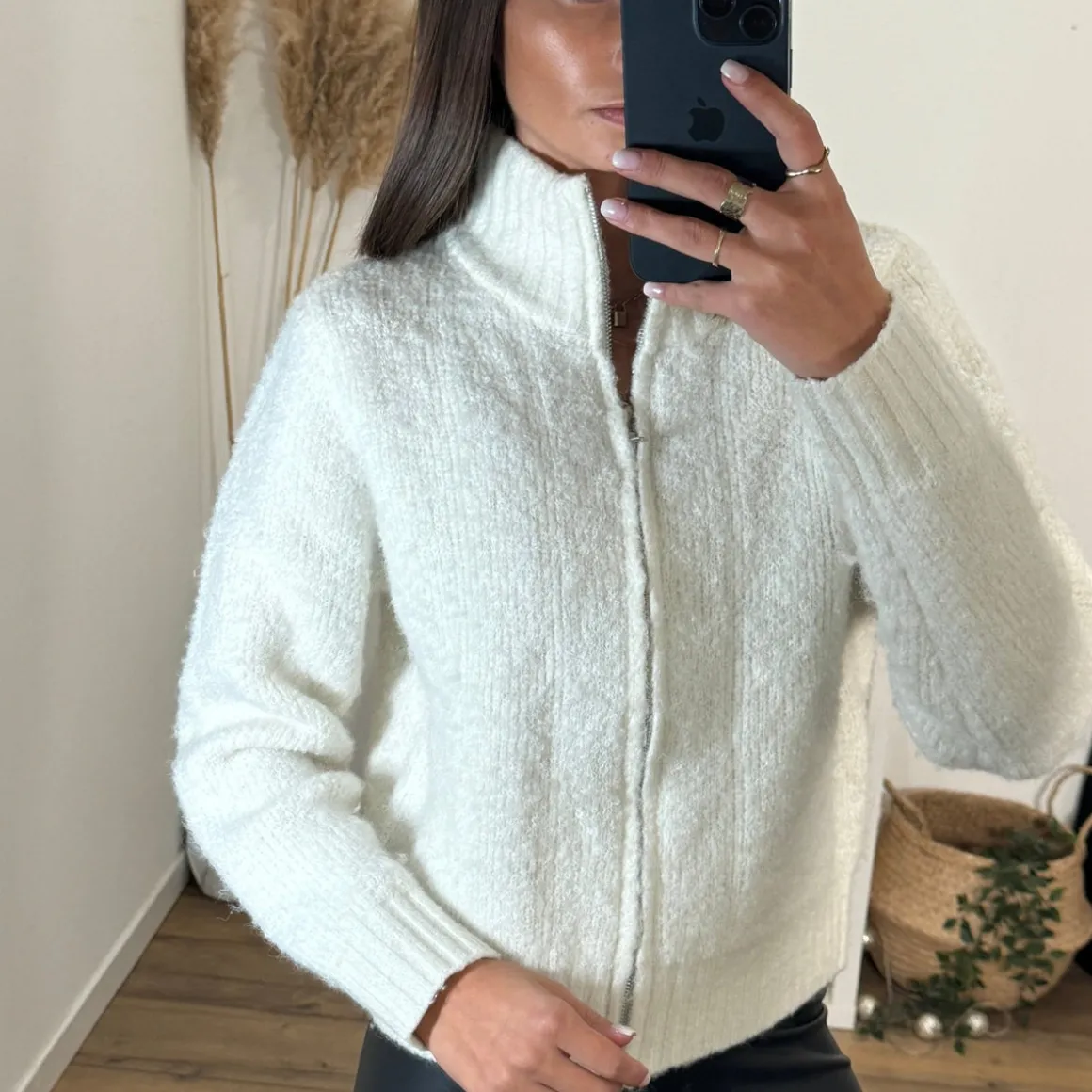 gilet_blanc_manae_3.webp GILET BLANC MANAE