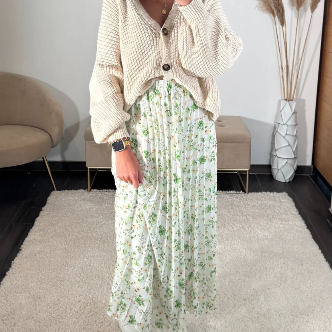 jupe_fleurie_verte_aureli_3.webp JUPE FLEURIE VERTE AURELIE
