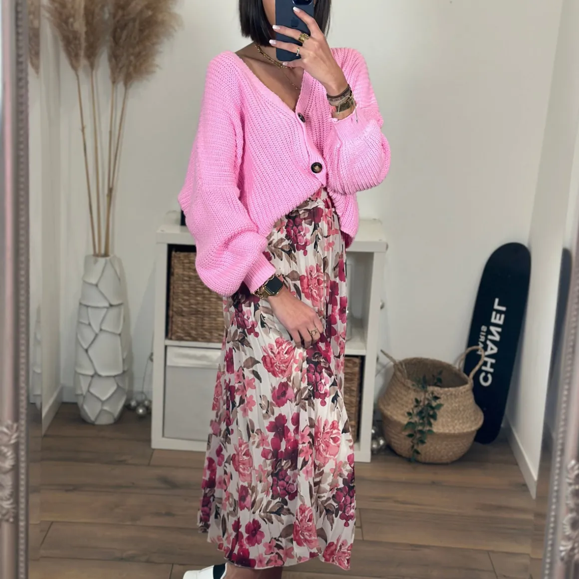 jupe_longue_fleurie_blanc_4.webp JUPE LONGUE FLEURIE BLANCHE ET ROSE CHARLIZE