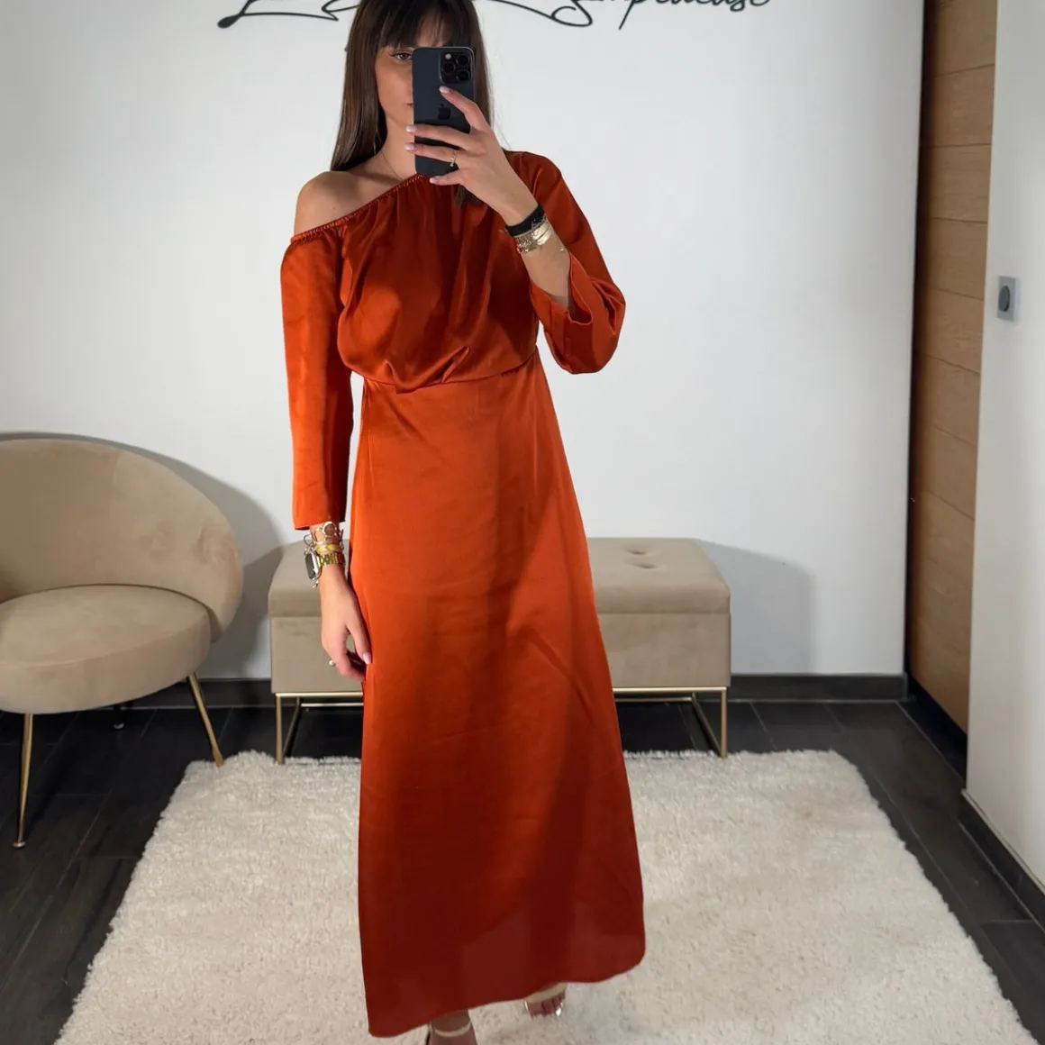 robe_asymetrique_terracot_2-1.webp ROBE ASYMETRIQUE TERRACOTTA EMMY