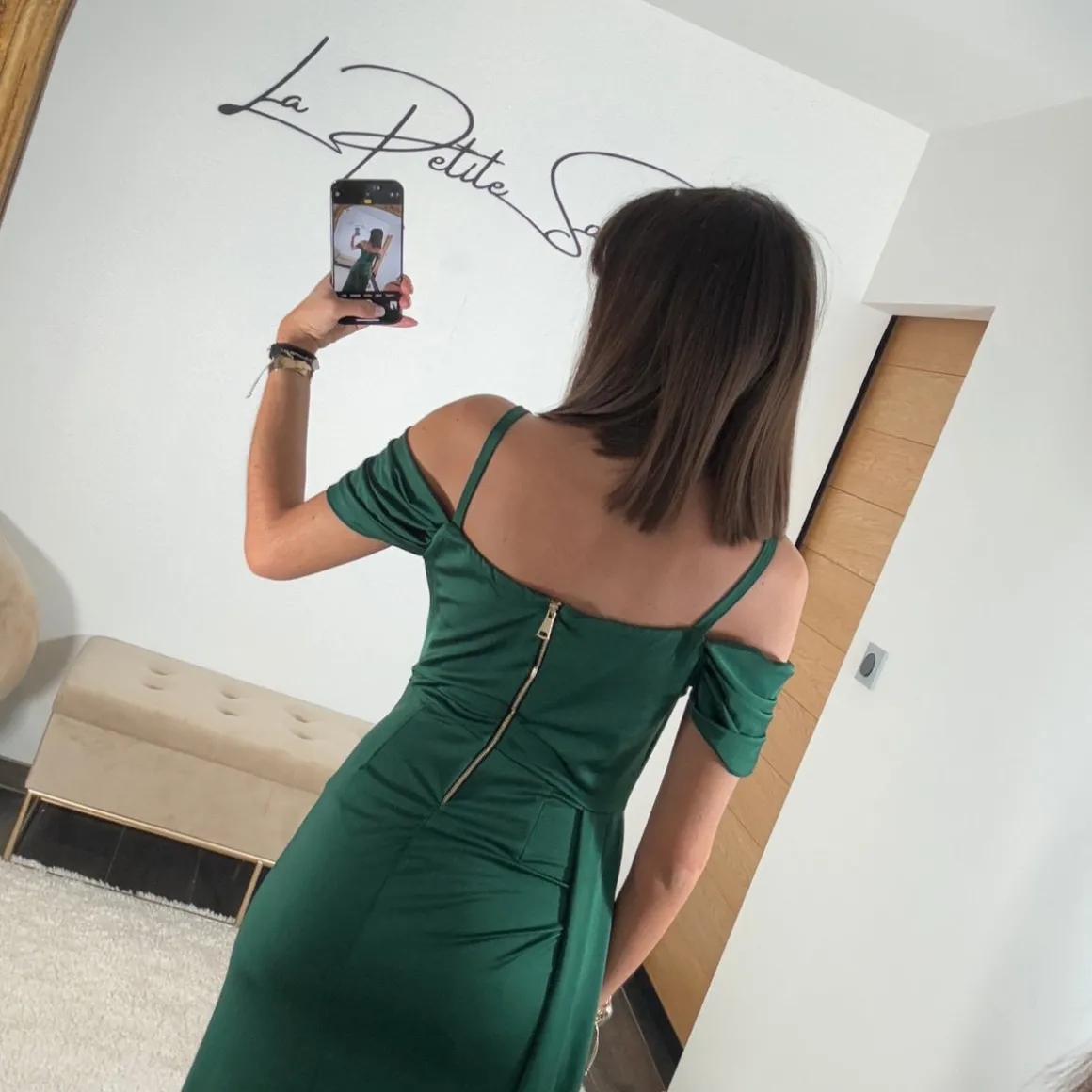 robe_bijoux_strass_vert_3.webp ROBE BIJOUX STRASS VERT