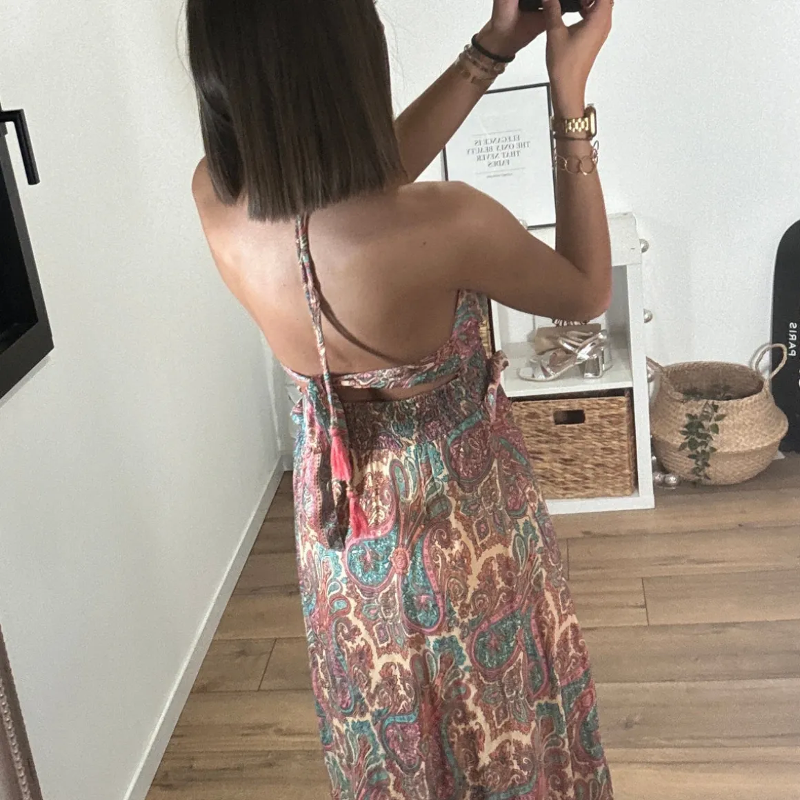 robe_dos_nu_imprime_bleu__2.webp ROBE DOS NU IMPRIME BLEU ET ROSE ZOE