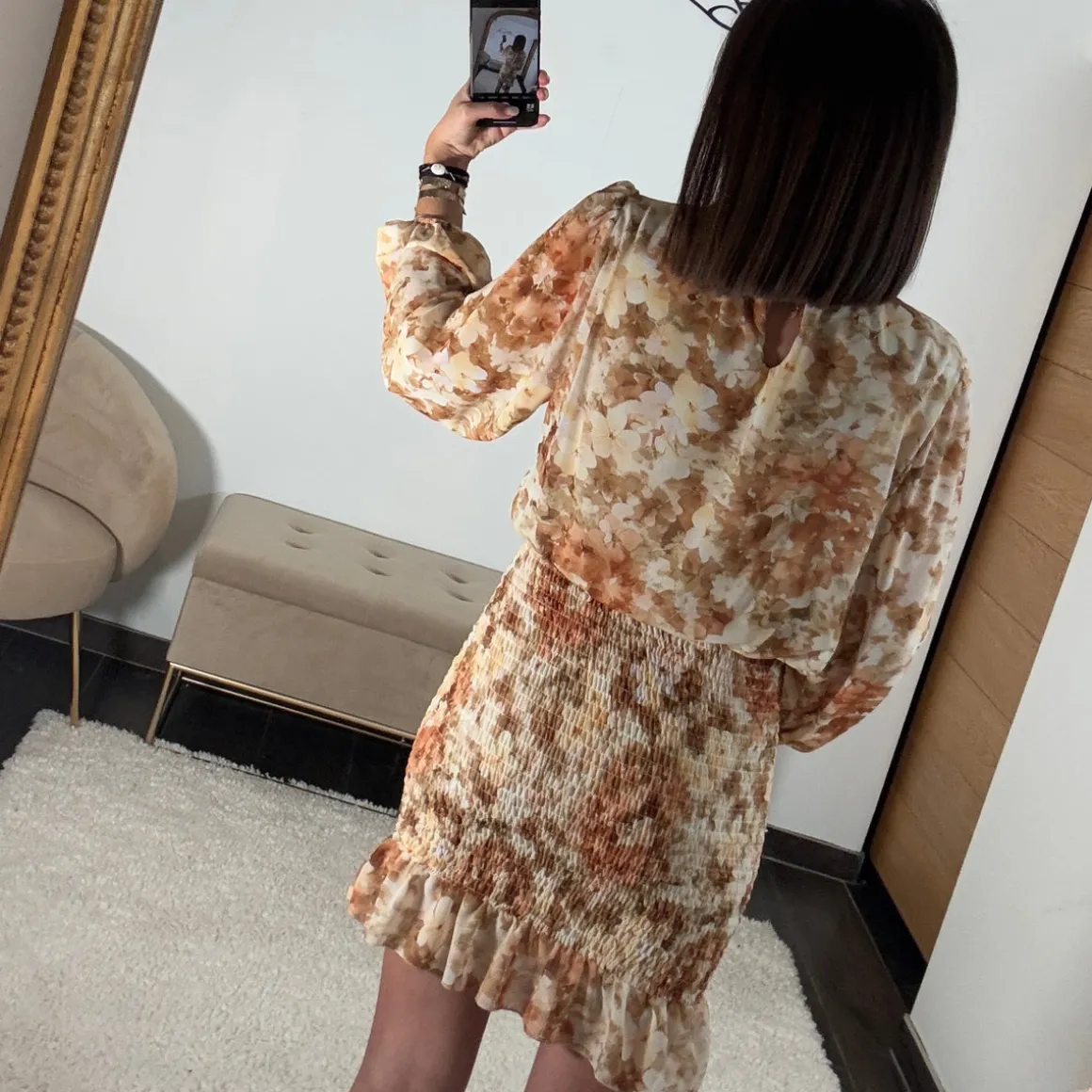 robe_fleurie_beigejaune_a_6.webp ROBE FLEURIE BEIGE/JAUNE AZIA