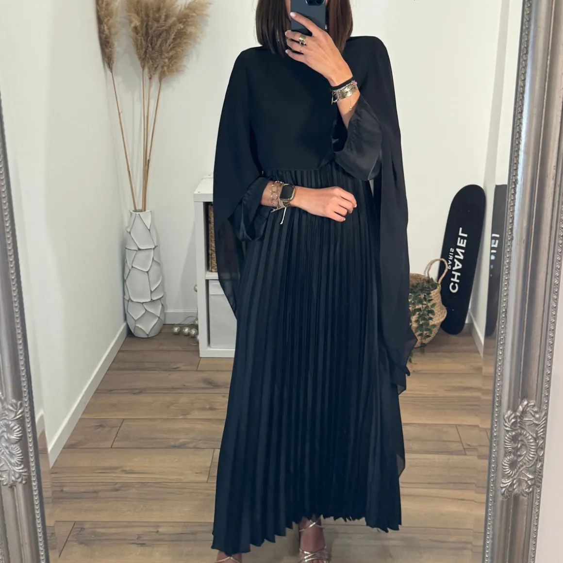 ROBE NOIRE SATINE CORALINE