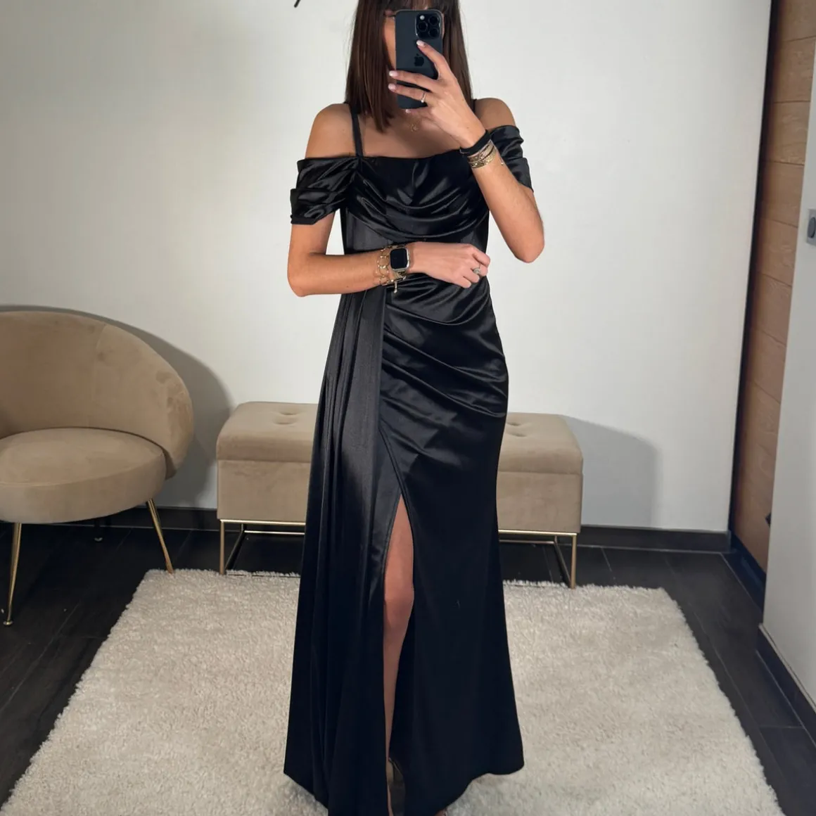 ROBE SATINÉE NOIRE MARIA
