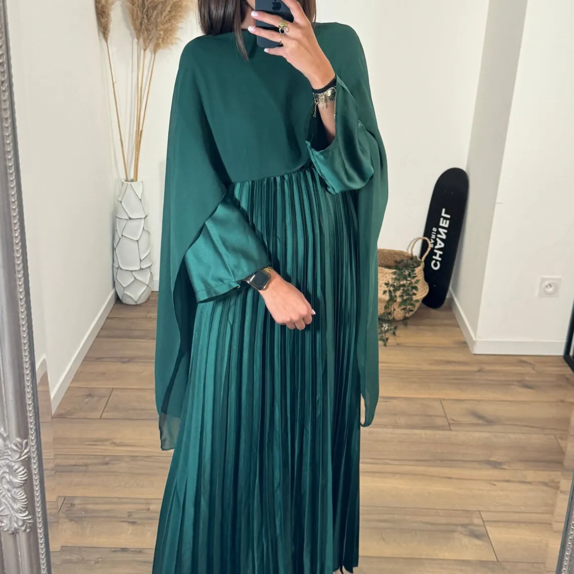robe_vert_sapin_satine_co_3.webp ROBE VERT SAPIN SATINE CORALINE