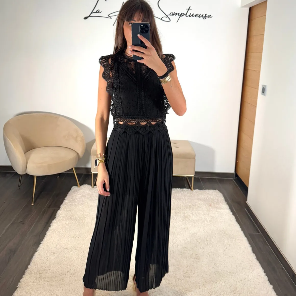 TOP BRODERIE NOIR LEONIE
