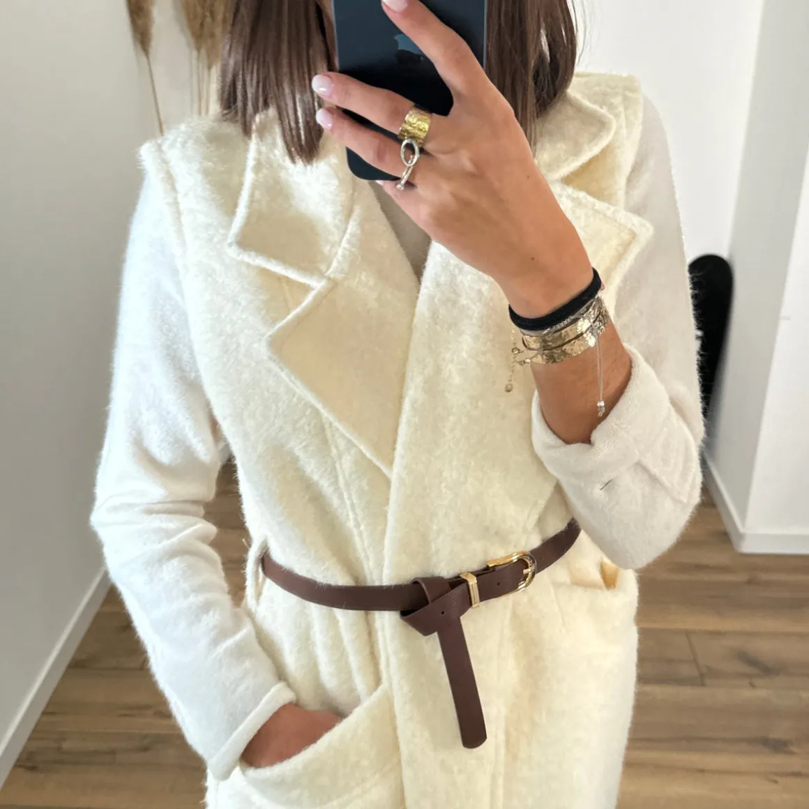 VESTE BEIGE SANS MANCHE SARA