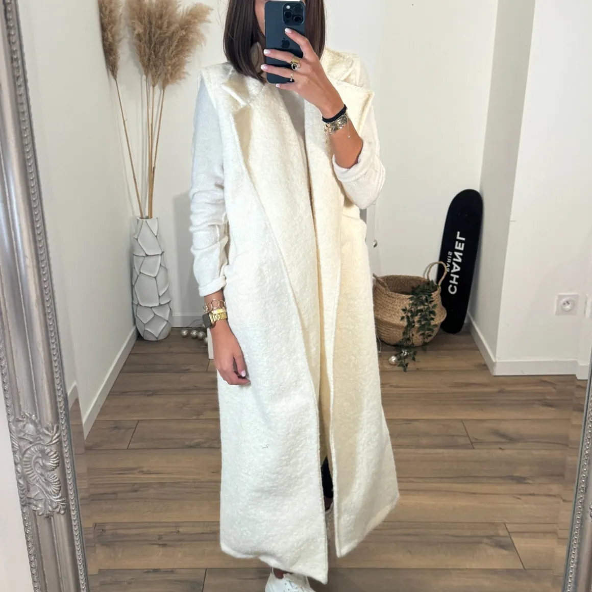 veste_beige_sans_manche_s_5.webp VESTE BEIGE SANS MANCHE SARA
