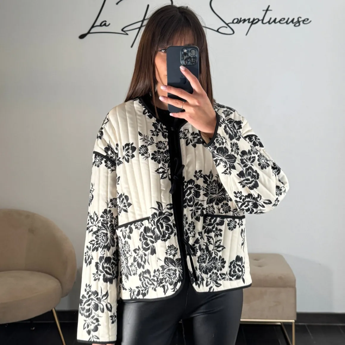 VESTE BLACK AND WHITE FLOWERS